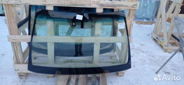 Лобовое стекло