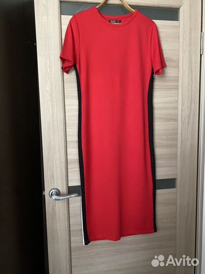 Платье bershka