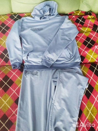 Костюм женский