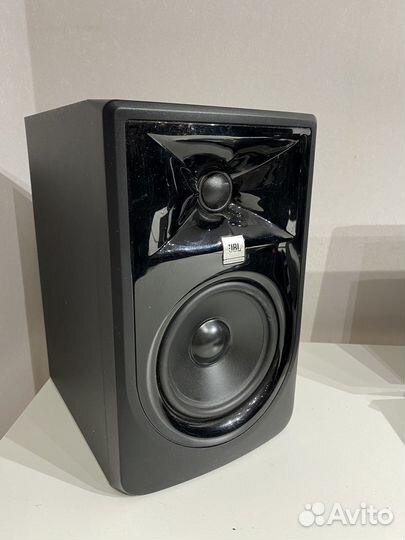 Студийные мониторы jbl 305P mkii