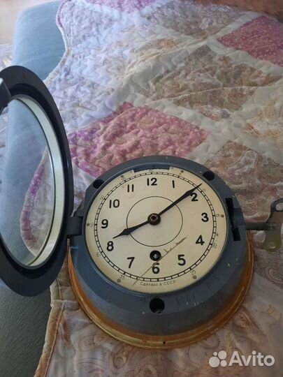 Корабельные часы