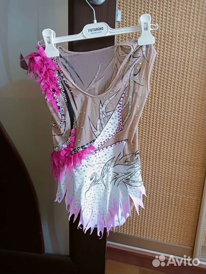 Прокат. Купальник для худ.гимнастики 128-134 р