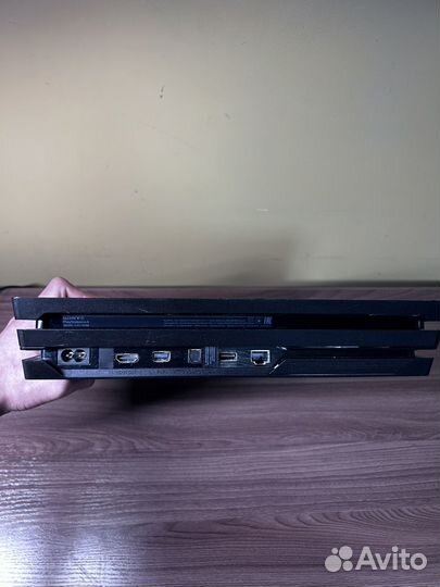 Sony PS4 Pro 1tb