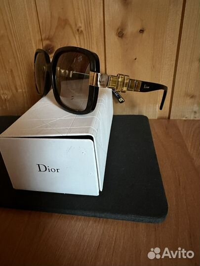 Очки солнечные (оригинал)