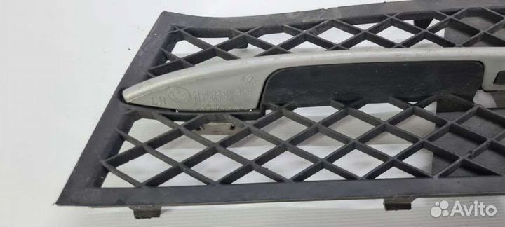 Заглушка (решетка) в бампер передний 51117200699 BMW 5 F10/F11/GT F07 0