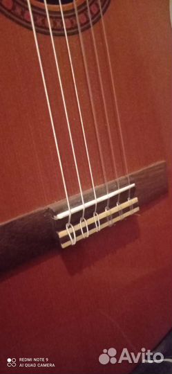 Гитара yamaha CS 40