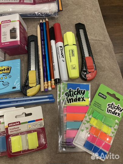 Канцелярия Комус разная (и бумага,батарейкиааа\аа)
