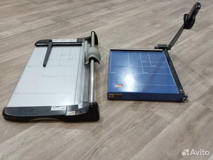 Резак для бумаги сабельный