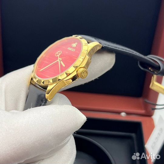 Наручные часы Gucci