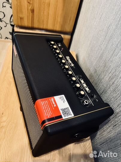 Positive Grid Spark 40 (цифровой комбоусилитель)