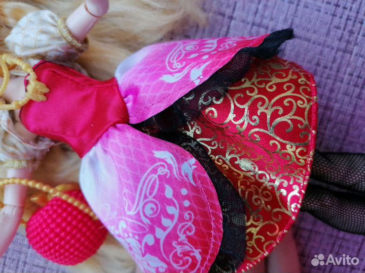 Кукла Ever After High Эппл Вайт
