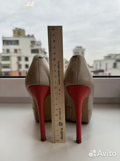 Туфли женские