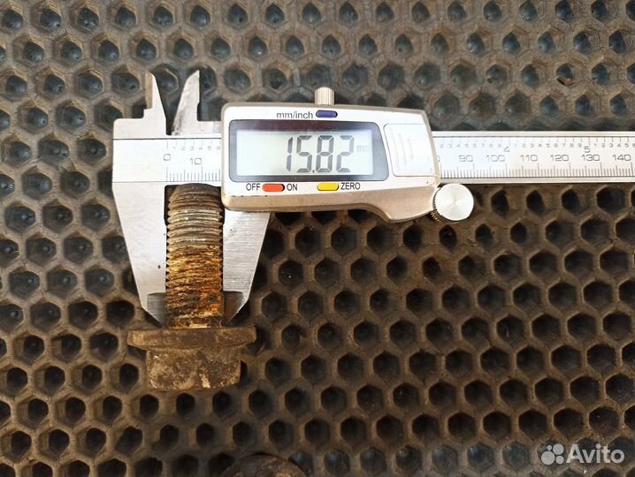 Комплект болтов седла Daf XF105