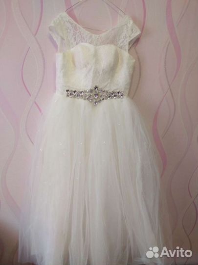 Свадебное платье 46