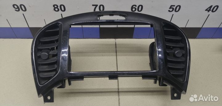 Накладка декоративная Juke (F15) 2011