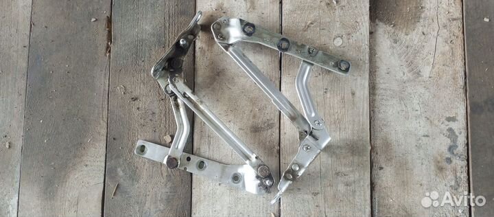 Петли багажника Ford Focus 2