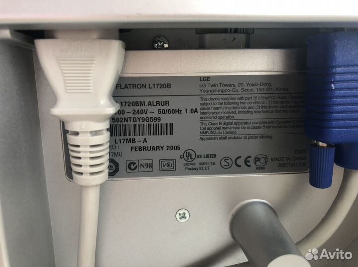 Монитор LG flatron L1720B