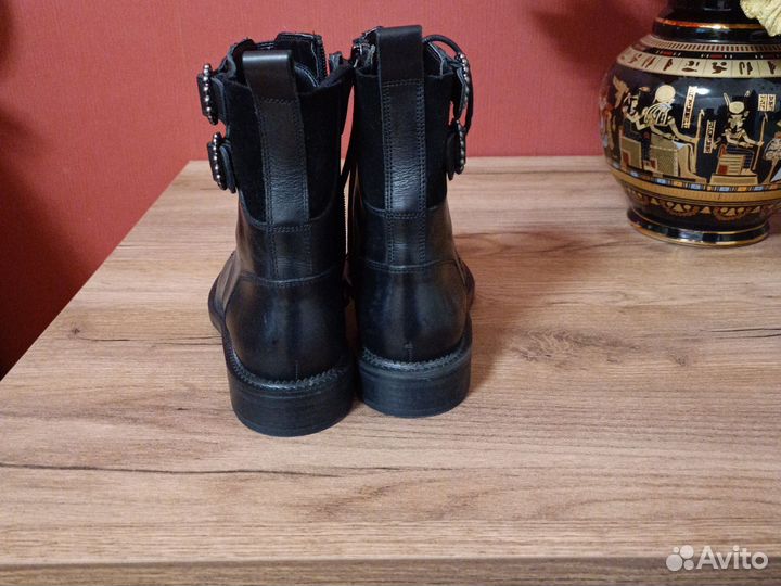 Ботинки женские 37 размер