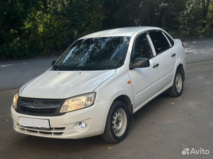 LADA Granta 1.6 МТ, 2013, 185 000 км