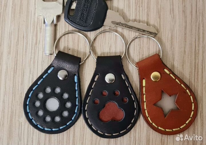 Брелок.кожа