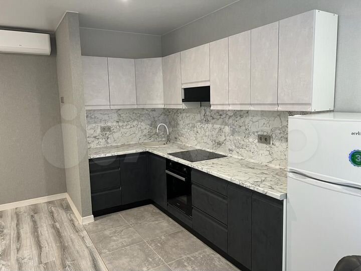 2-к. квартира, 40 м², 16/19 эт.