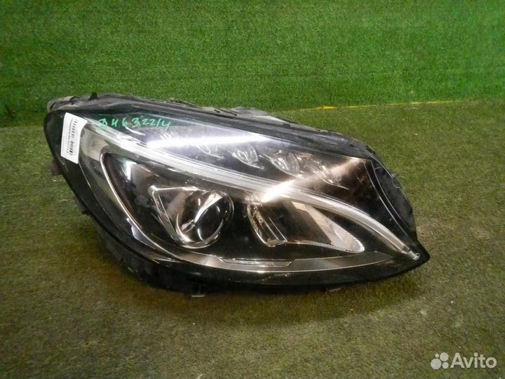 Фара правая Mercedes-Benz C-Class