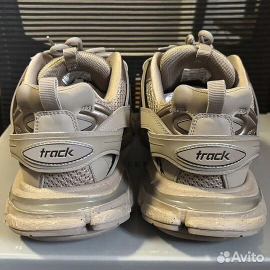 Balenciaga track 1 white