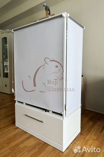 Клетка витрина для попугаев 