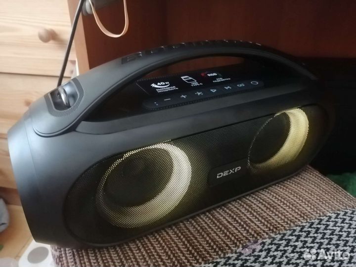 Портативная колонка dexp r560