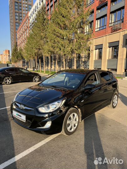 Hyundai Solaris 1.4 AT, 2012, 57 877 км