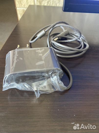 Зарядка Dyson v7