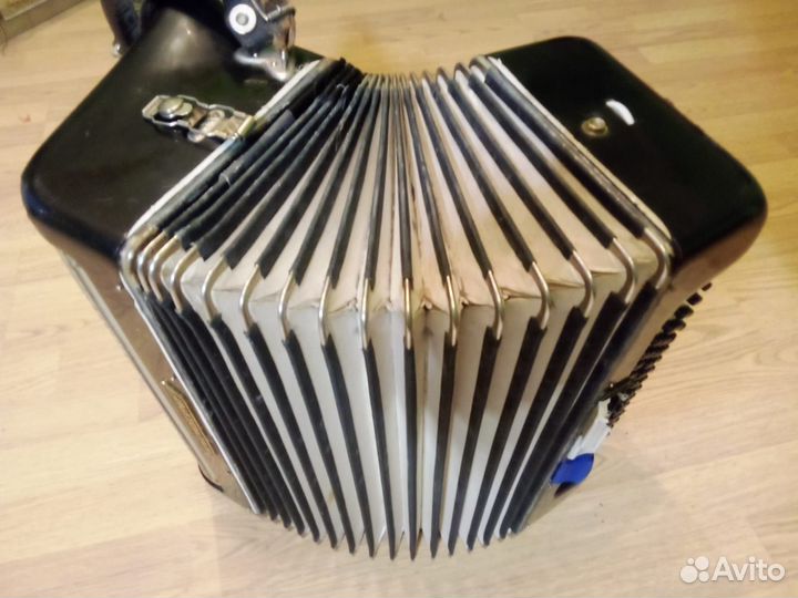 Аккордеон Weltmeister Festival 7/8 1957 г. ГДР, об