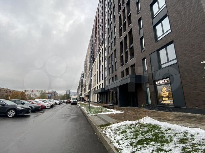 2-к. квартира, 56 м², 3/14 эт.