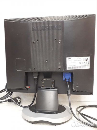 Монитор Samsung syncmaster 713N