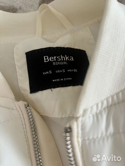 Куртка bershka S