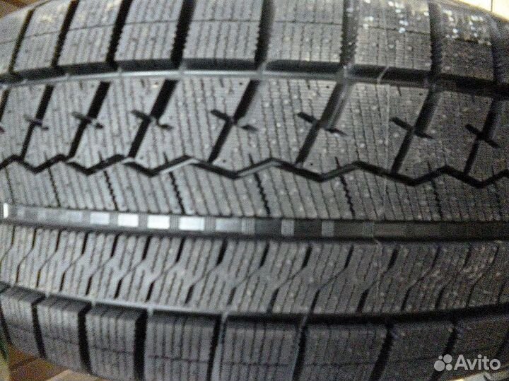 Sailun Ice Blazer Arctic 205/55 R16 94H