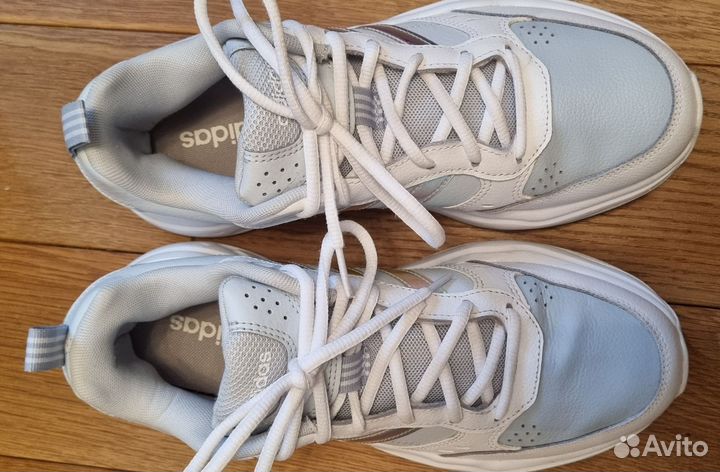 Кроссовки женские adidas 40 размер