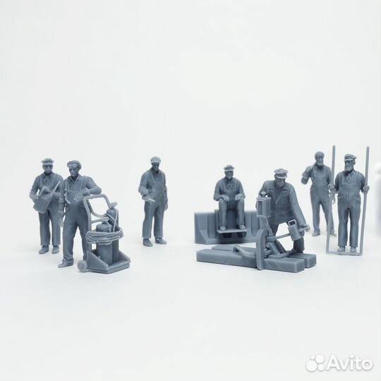 Рабочие и механики для макетов и диорам