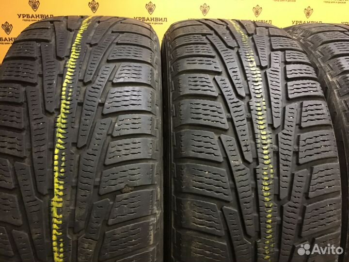 Nokian Tyres Hakkapeliitta R 235/60 R17 106R