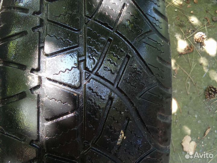 Michelin Latitude Cross 215/65 R16 24M