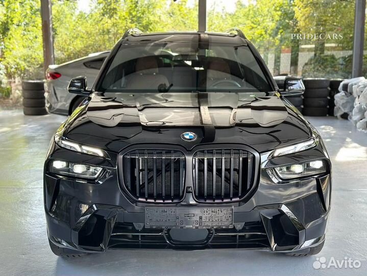 BMW X7 3.0 AT, 2024, 90 км