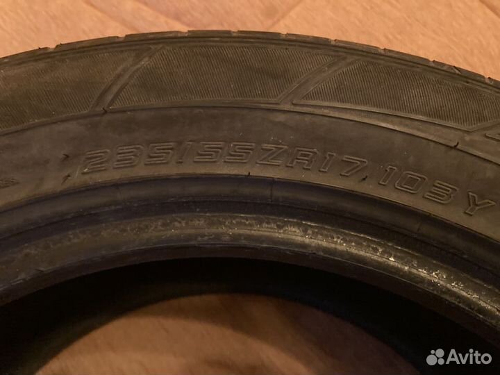 Dunlop SP Sport Maxx 050+ 235/55 R17 103Y