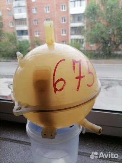 Расширительный бачок audi 80,B3,B4