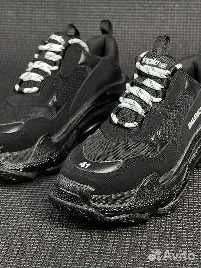 Кроссовки Balenciaga triple s