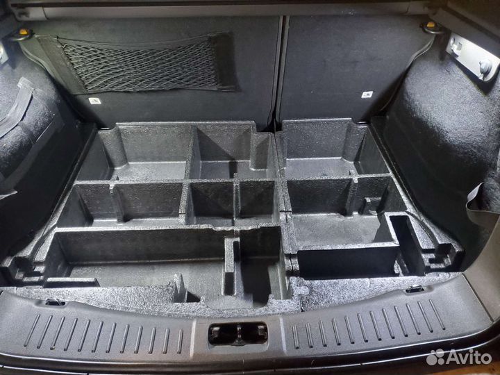 Ящик для инструмента, органайзер Форд Куга 1