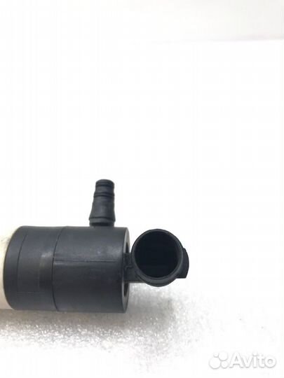 Насос омывателя фар Land Rover Discovery 3 L319