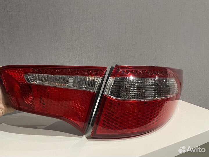 Фонарь задний Kia Rio 3
