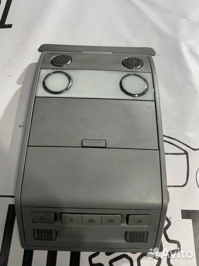 Плафон потолочный Vw Touareg 7L7 BAC 2005