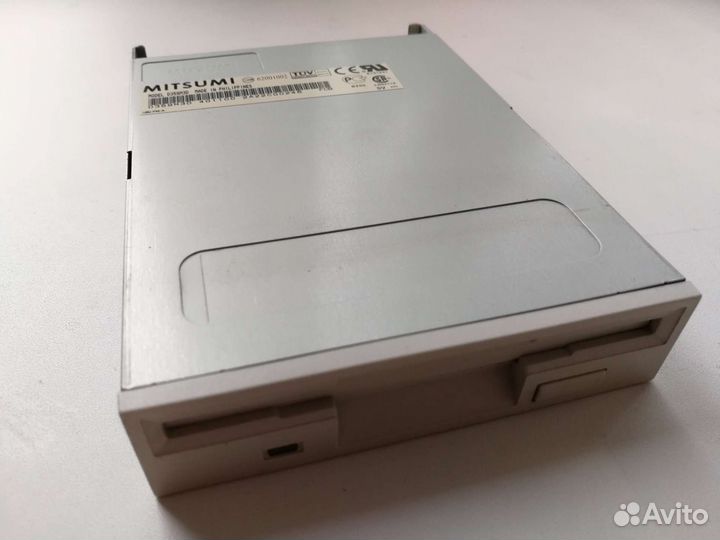 Флоппи дисковод