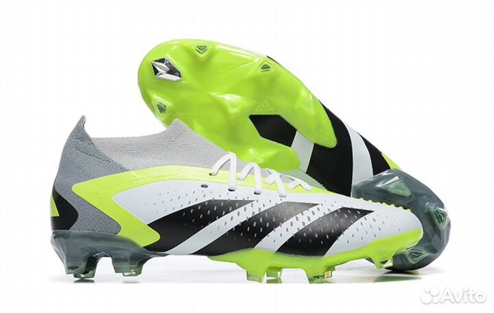 Футбольные бутсы adidas predator